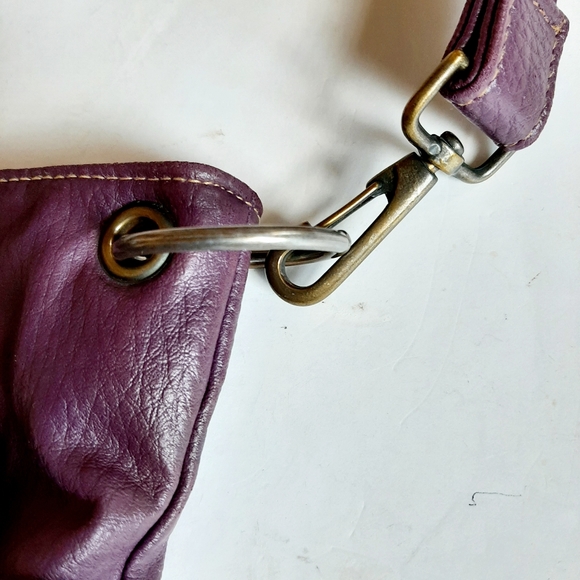 Spring Crossbody Bag - Picture 4 of 11